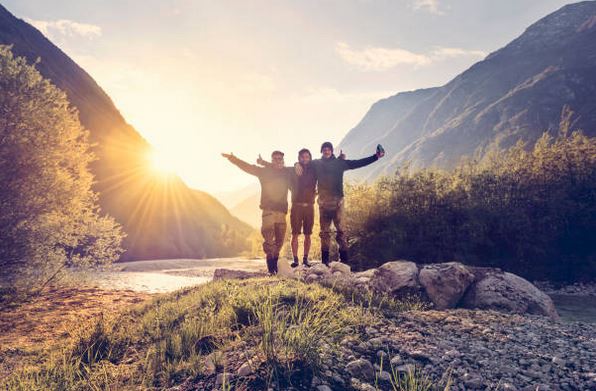 Vélo, trek, randonnée : comment faire du sport en voyageant ?