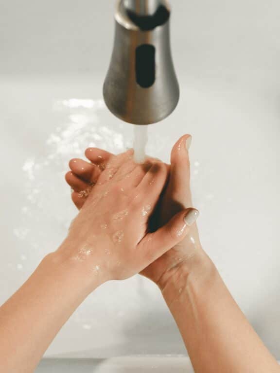 3 conseils pour se laver les mains sans assécher sa peau